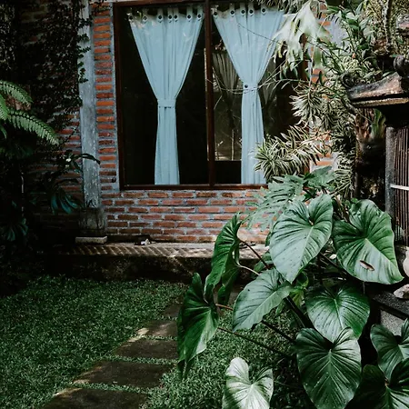 Jananing Guest House